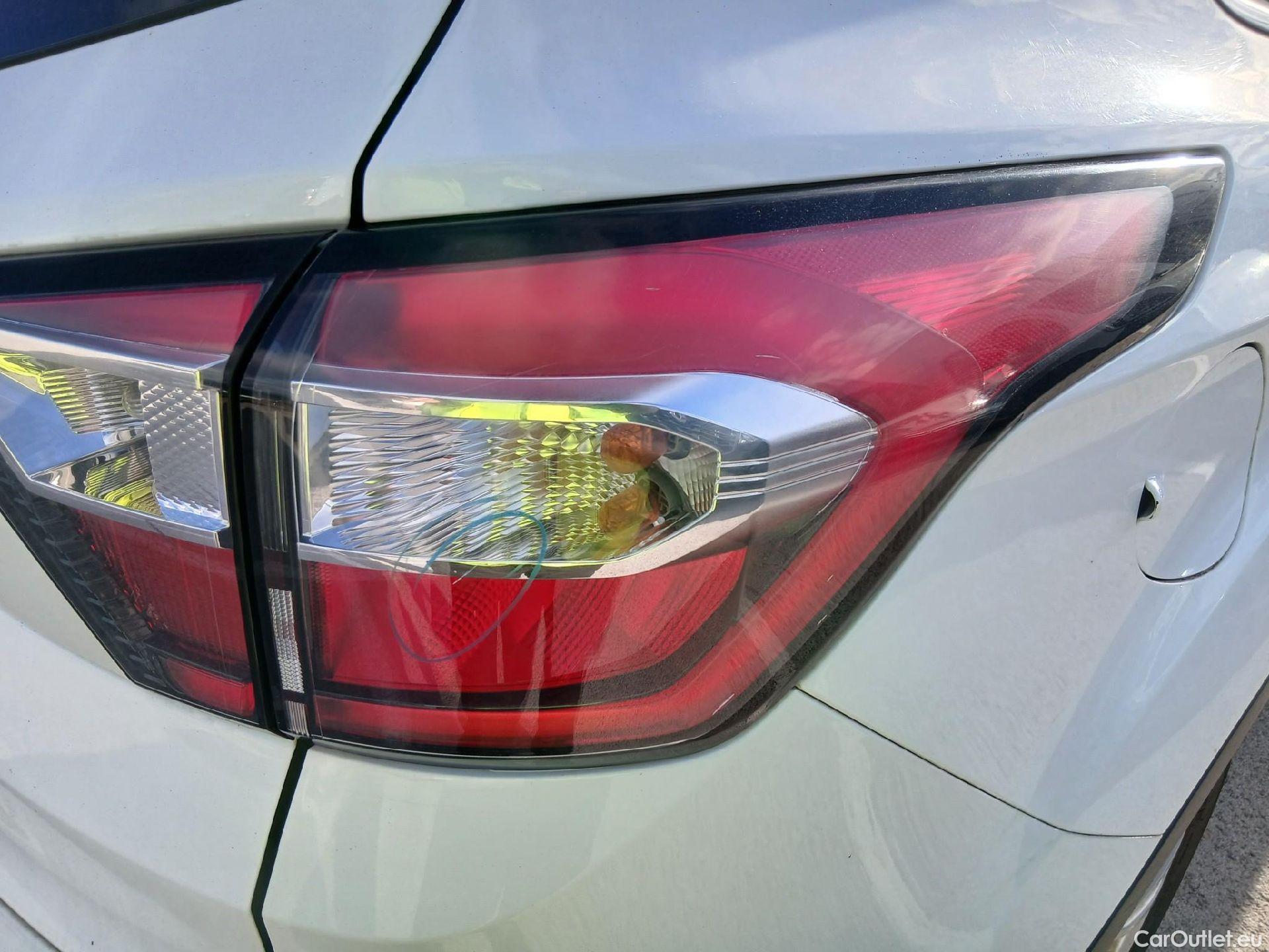  Ford  Kuga FORD  / 2016 / 5P / todoterreno 1.5 EcoBoost 88kW 4x2 Trend+ (CX) #23