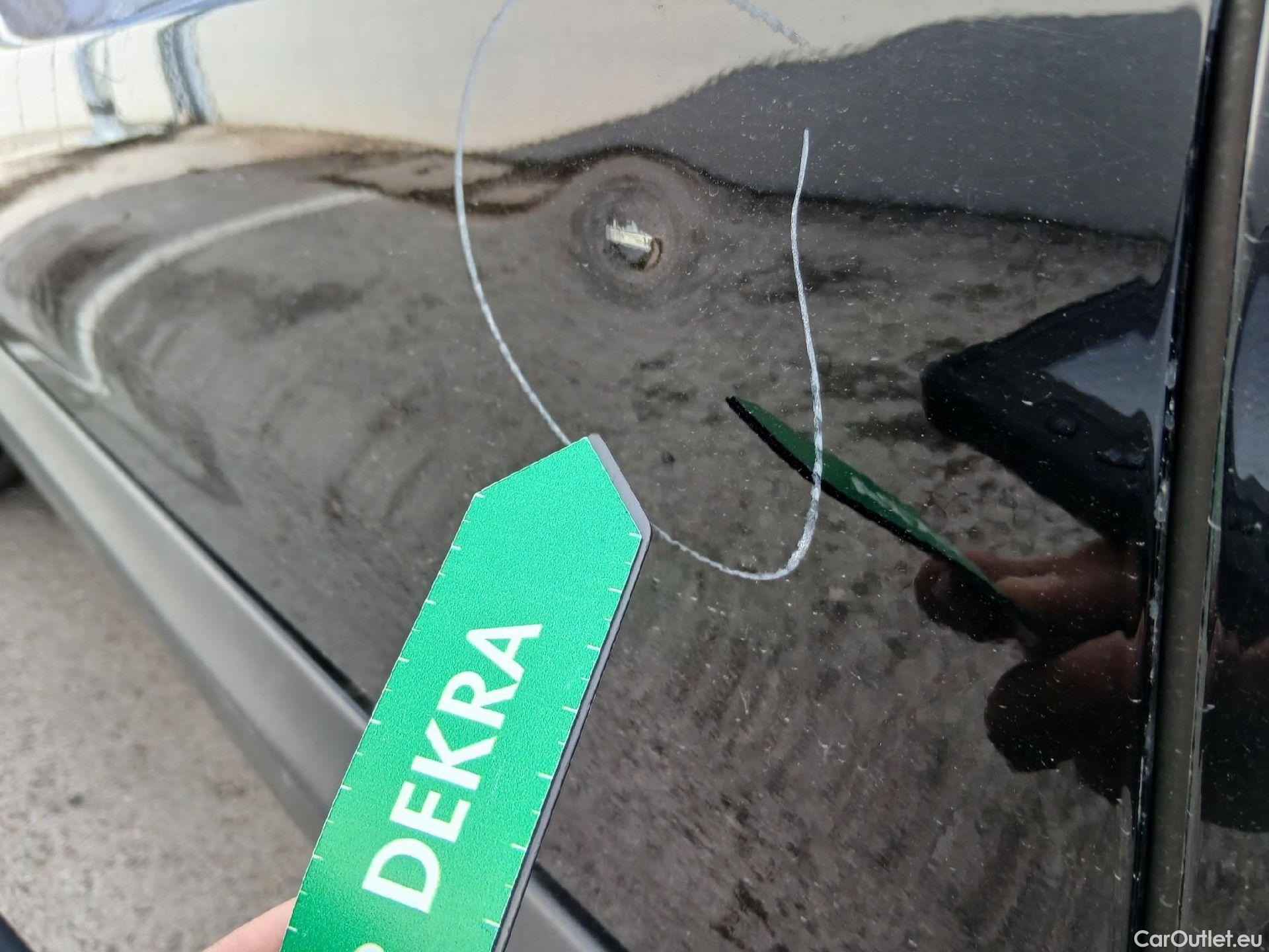  Mercedes  G-Klasee MERCEDES-BENZ GLE / 2018 / 5P / todoterreno GLE 350 de 4MATIC (Híbrido Enchufable) #26