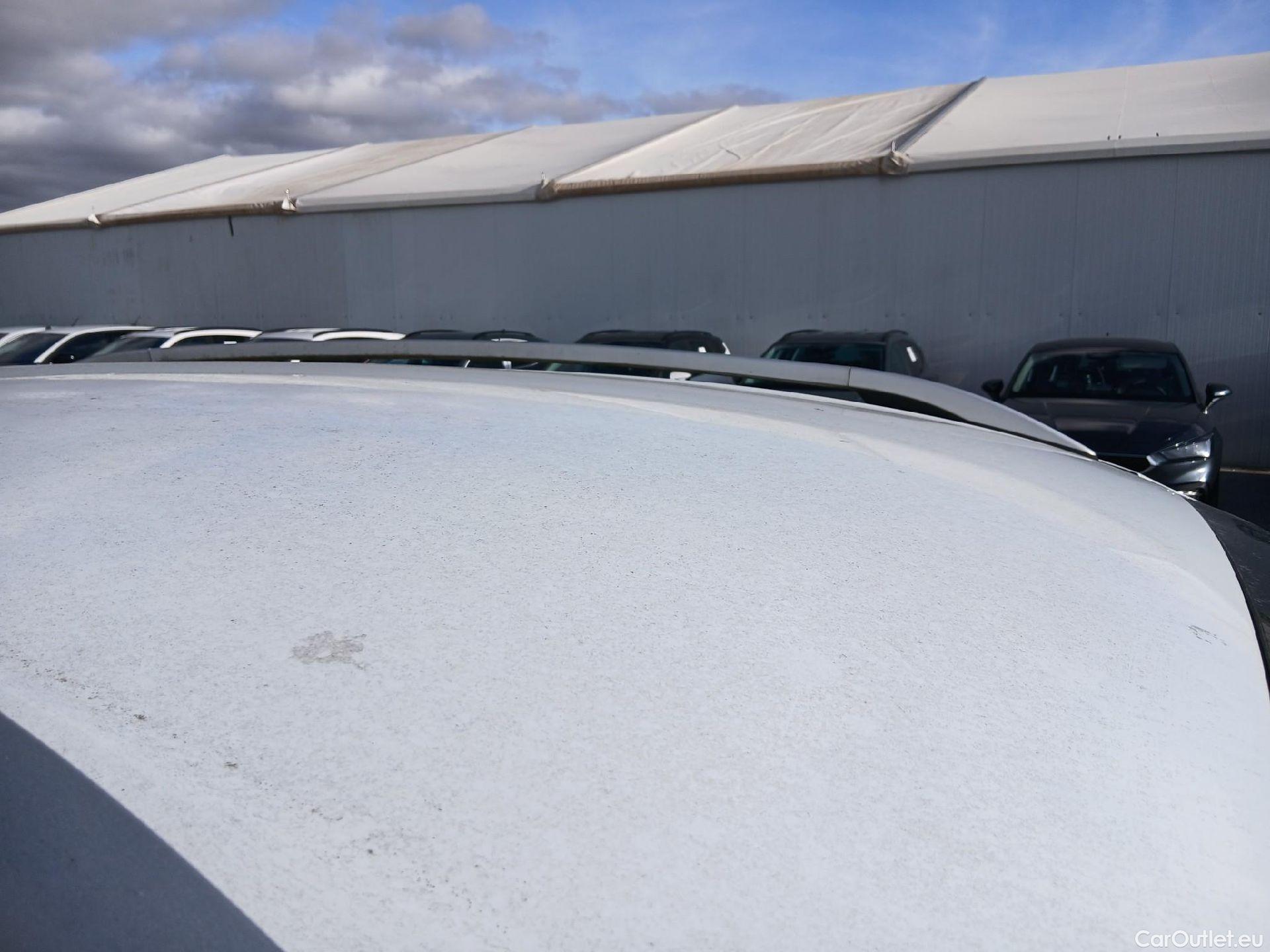  Ford  Kuga FORD  / 2016 / 5P / todoterreno 1.5 EcoBoost 88kW 4x2 Trend+ (CX) #42