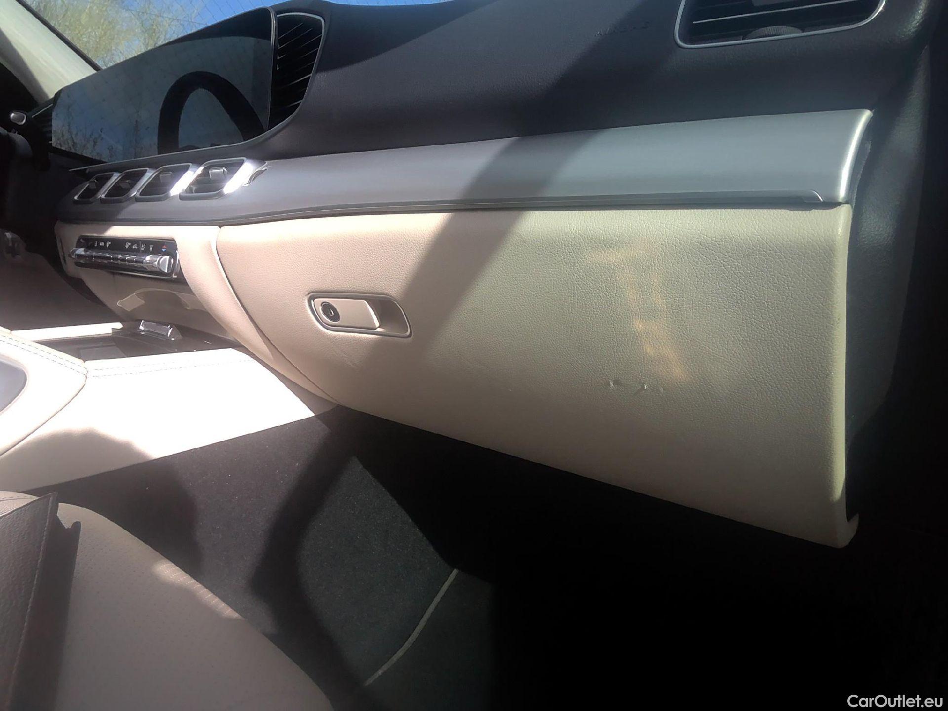  Mercedes  G-Klasee MERCEDES-BENZ GLE / 2018 / 5P / todoterreno GLE 350 de 4MATIC (Híbrido Enchufable) #81