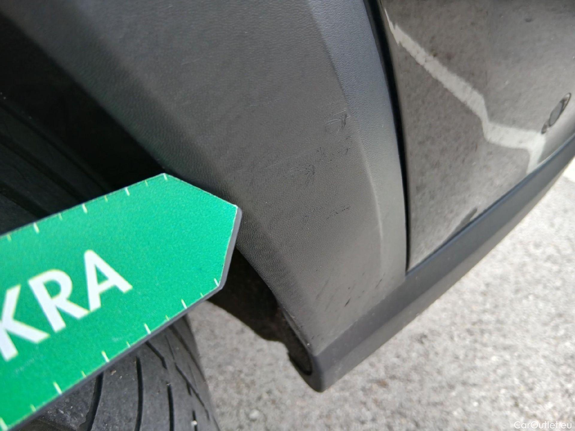  Mercedes  G-Klasee MERCEDES-BENZ GLE / 2018 / 5P / todoterreno GLE 350 de 4MATIC (Híbrido Enchufable) #37