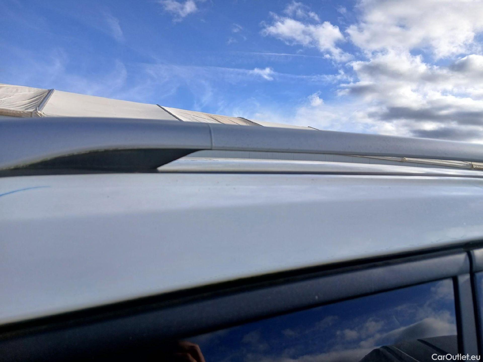  Ford  Kuga FORD  / 2016 / 5P / todoterreno 1.5 EcoBoost 88kW 4x2 Trend+ (CX) #33