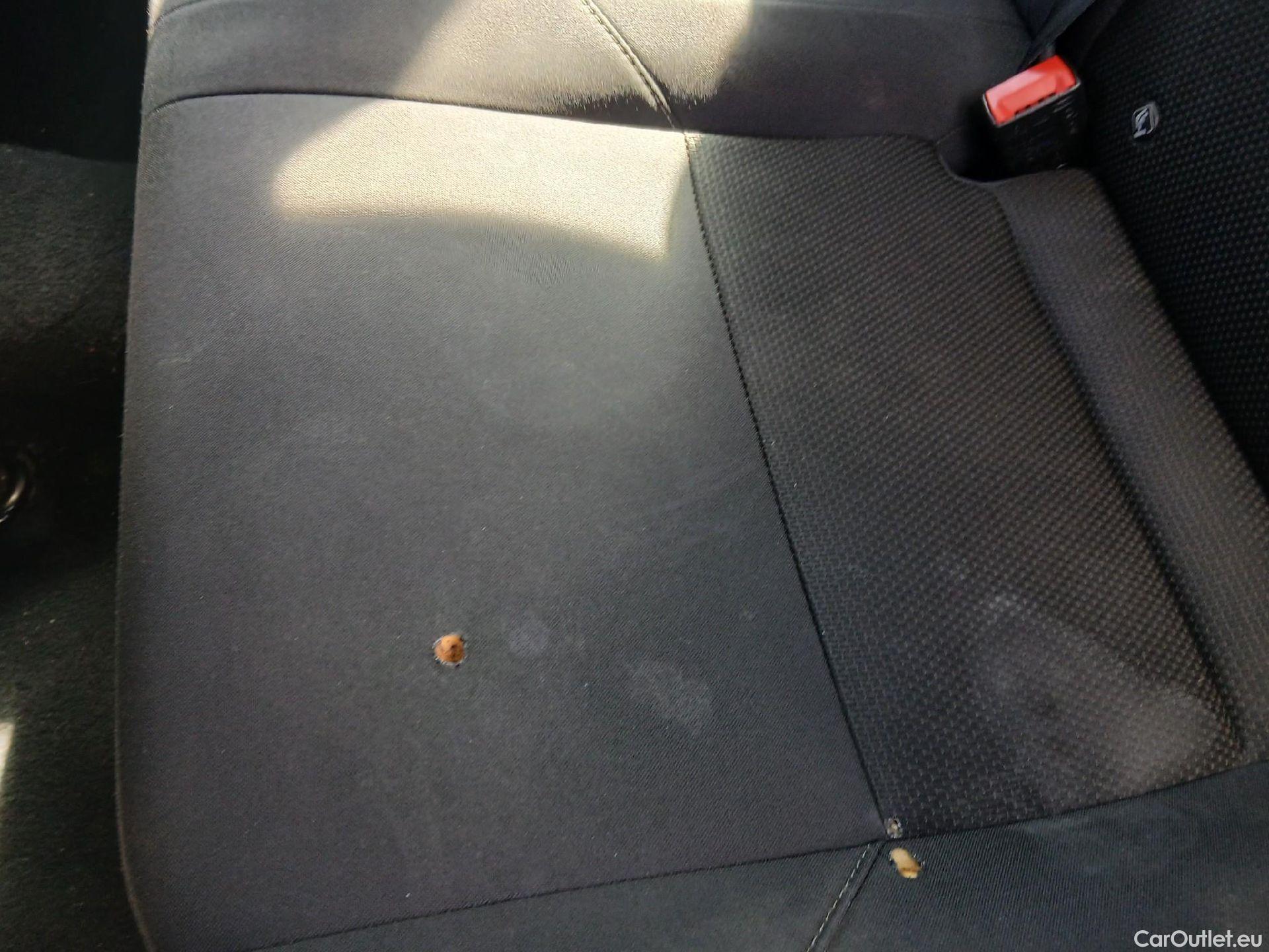  Ford  Focus FORD  5p 3G berlina con portón 1.5 TDCi E6 88kW (120CV) Trend+ #5