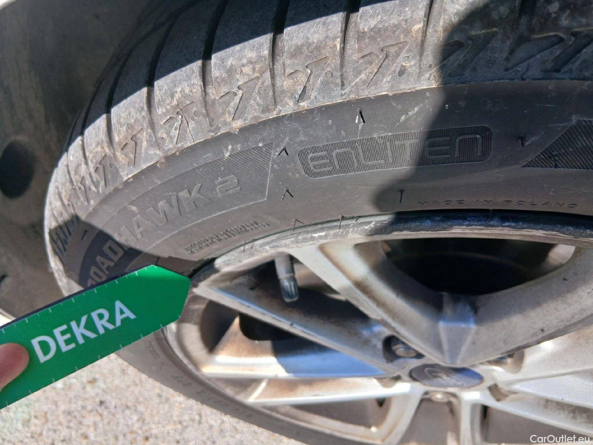  Ford  Focus FORD  5p 3G berlina con portón 1.5 TDCi E6 88kW (120CV) Trend+ #20