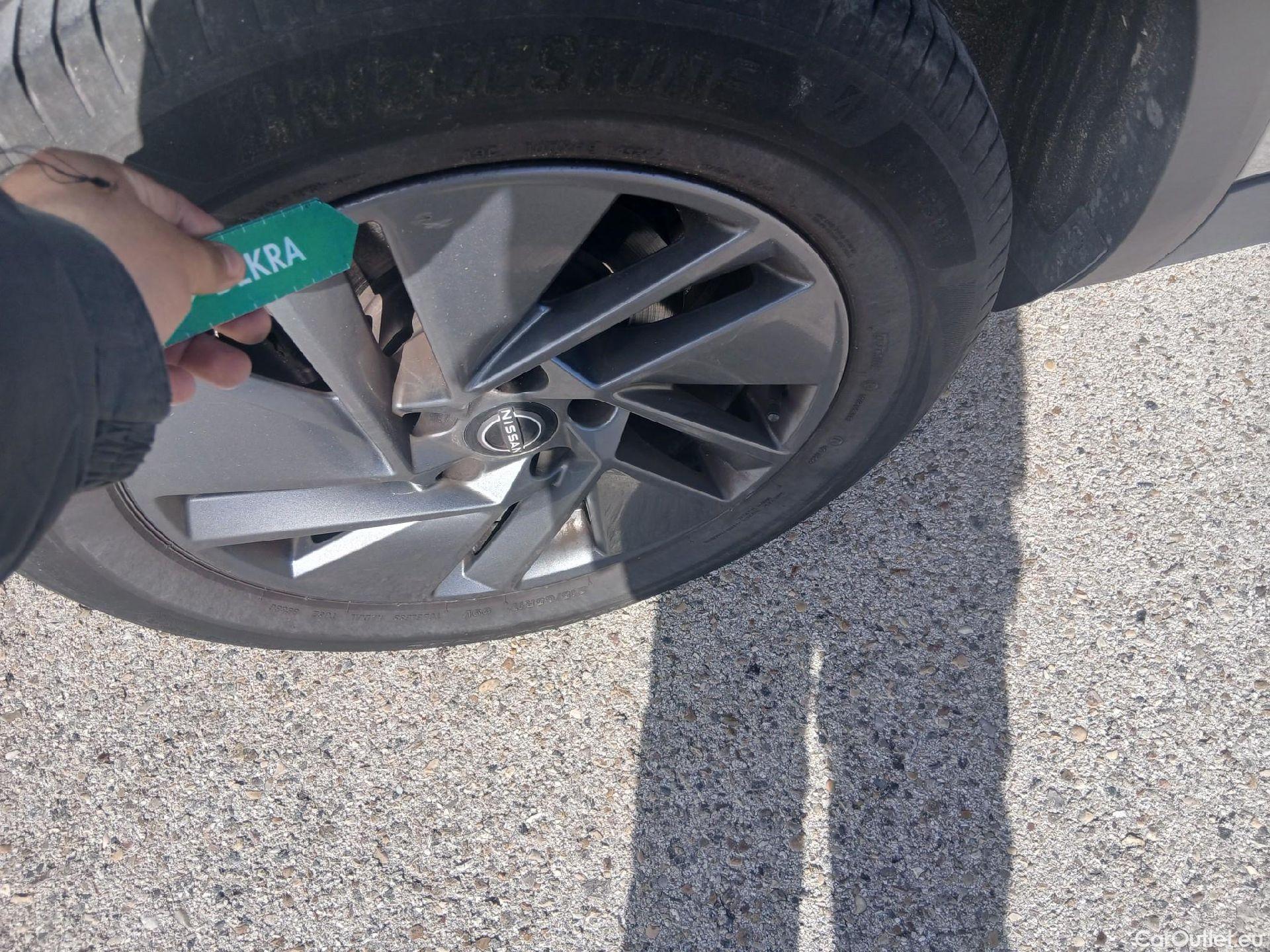  Nissan  Qashqai NISSAN  / 2021 / 5P / todoterreno DIG-T 116kW (158CV) mHEV Xtronic Acenta (AC8) #12