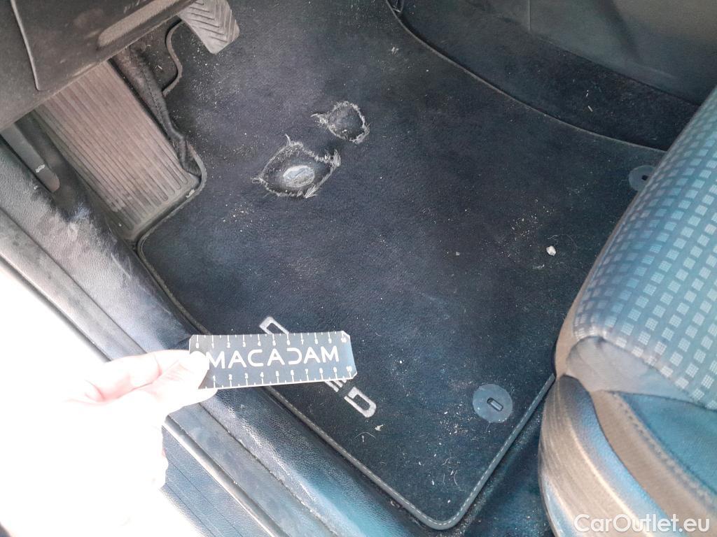  KIA  Cee'd KIA Ceed / 2018 / 5P / berlina con portón 1.0 T-GDi 88kW (120CV) Concept #42