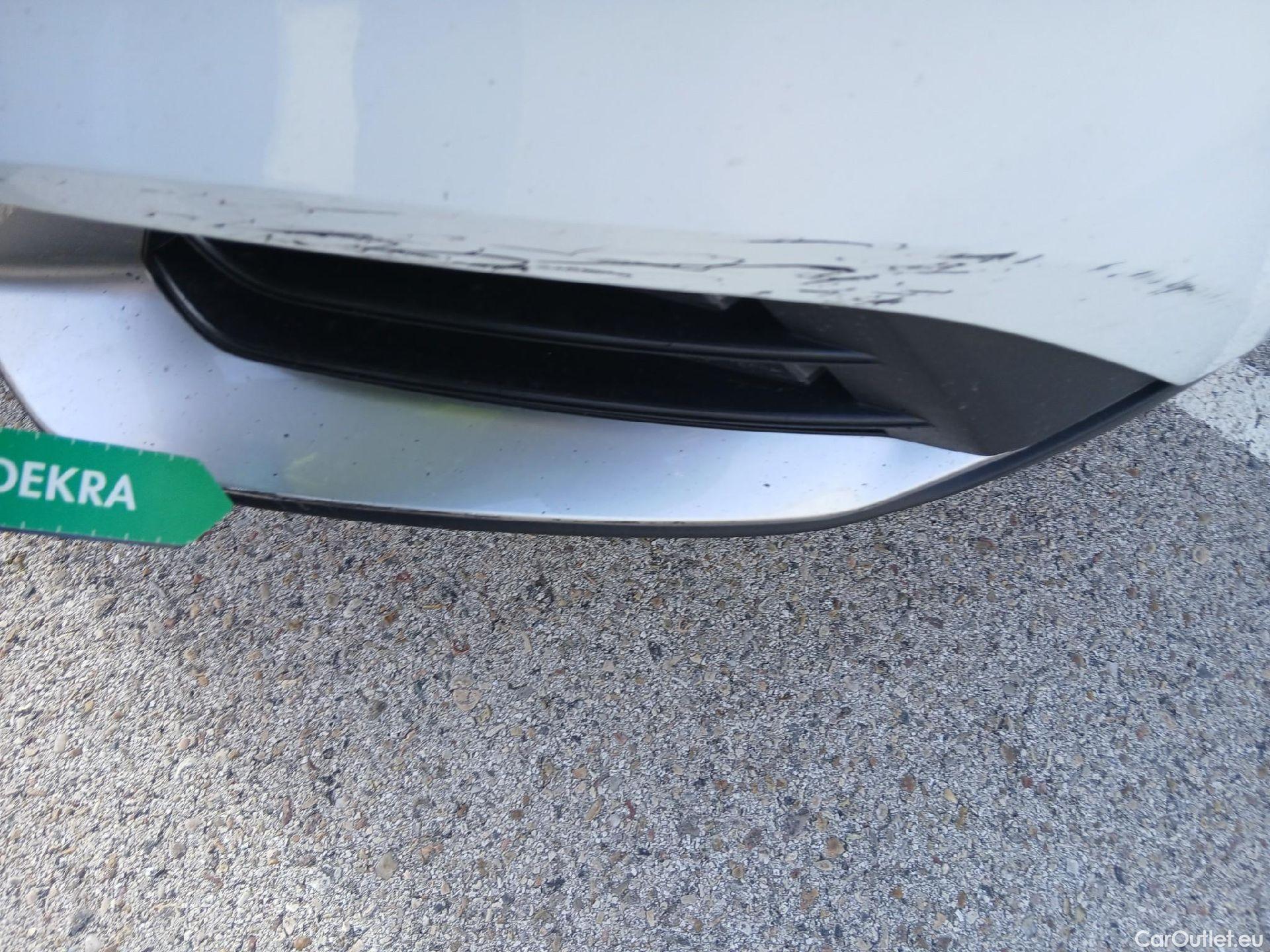  KIA  Sportage KIA  / 2022 / 5P / todoterreno 1.6 T-GDi 110kW (150CV) Drive 4x2 (AC2) #10