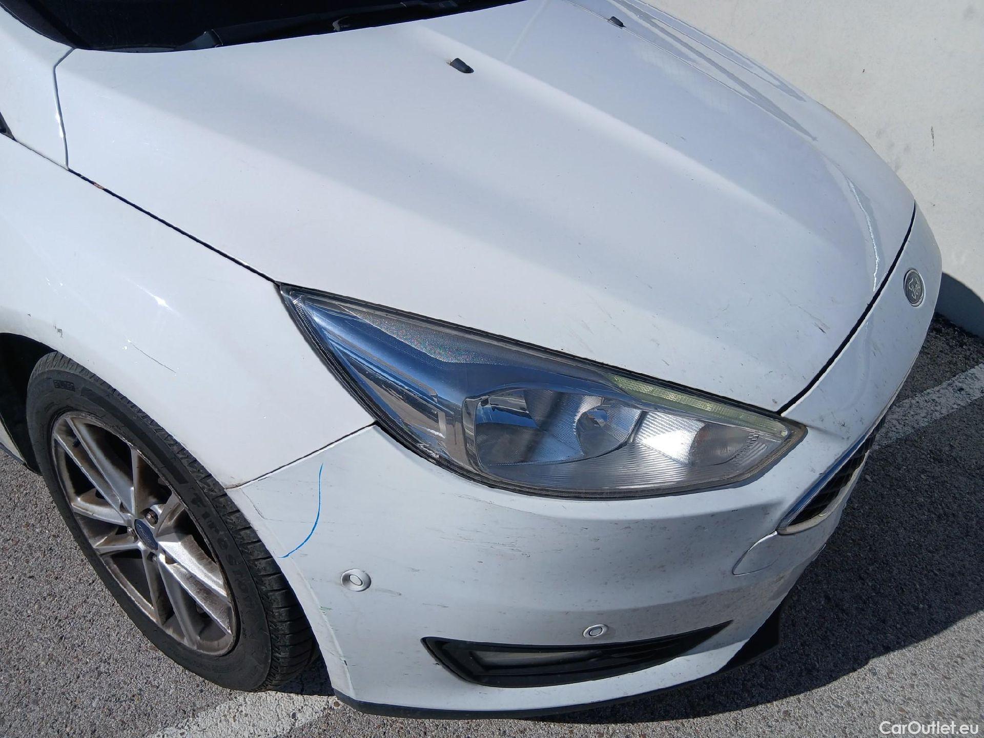  Ford  Focus FORD  5p 3G berlina con portón 1.5 TDCi E6 88kW (120CV) Trend+ #22