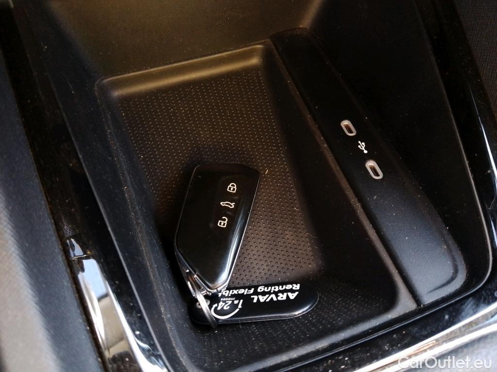  Skoda  Octavia SKODA  / 2020 / 5P / berlina con portón 2.0 TDI 85kW (115 CV) Manual Ambition #4