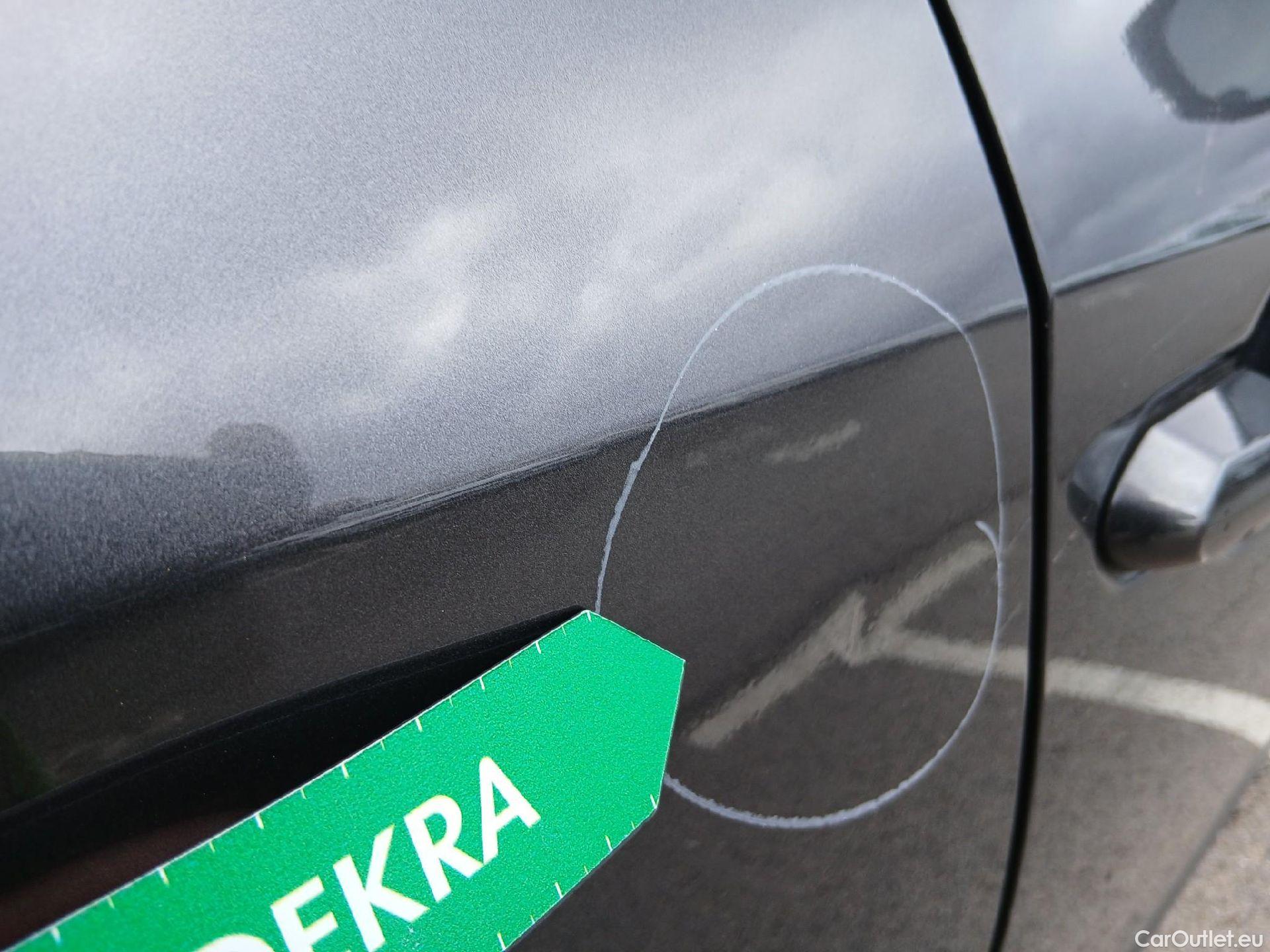  Toyota  RAV4 TOYOTA  / 2018 / 5P / todoterreno 2.5l 220H Advance #37