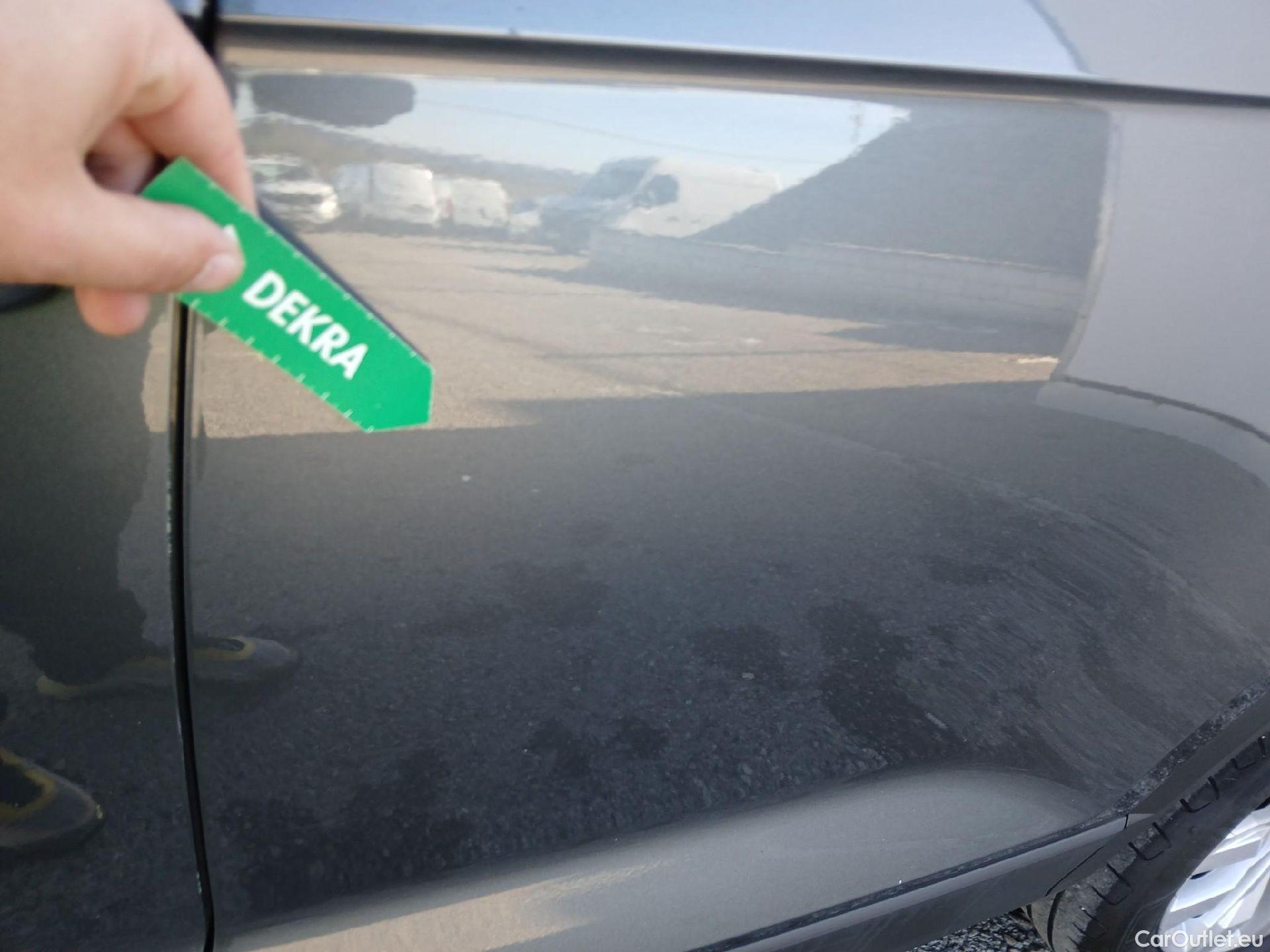  Volkswagen  T-ROC VOLKSWAGEN  / 2017 / 5P / todoterreno Advance 2.0 TDI 110kW (150CV) DSG (AC2) #14