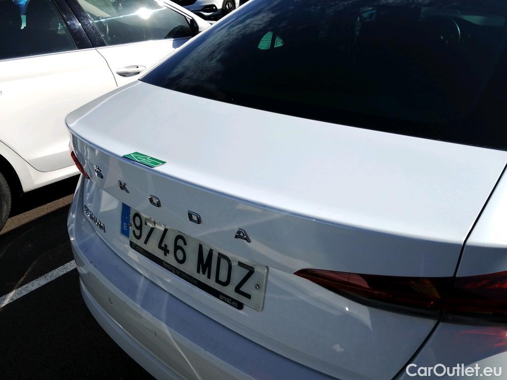  Skoda  Octavia SKODA  / 2020 / 5P / berlina con portón 2.0 TDI 85kW (115 CV) Manual Ambition #9
