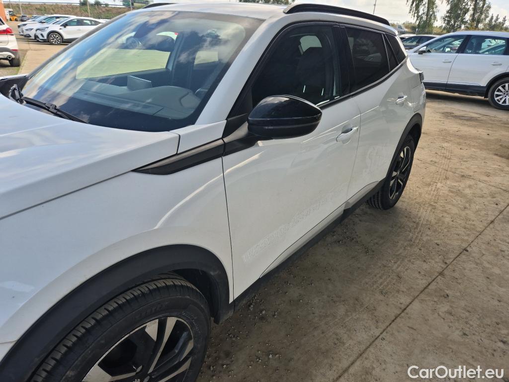  Peugeot  2008 PEUGEOT  / 2019 / 5P / todoterreno Allure BlueHDI 81kW (110CV) #9