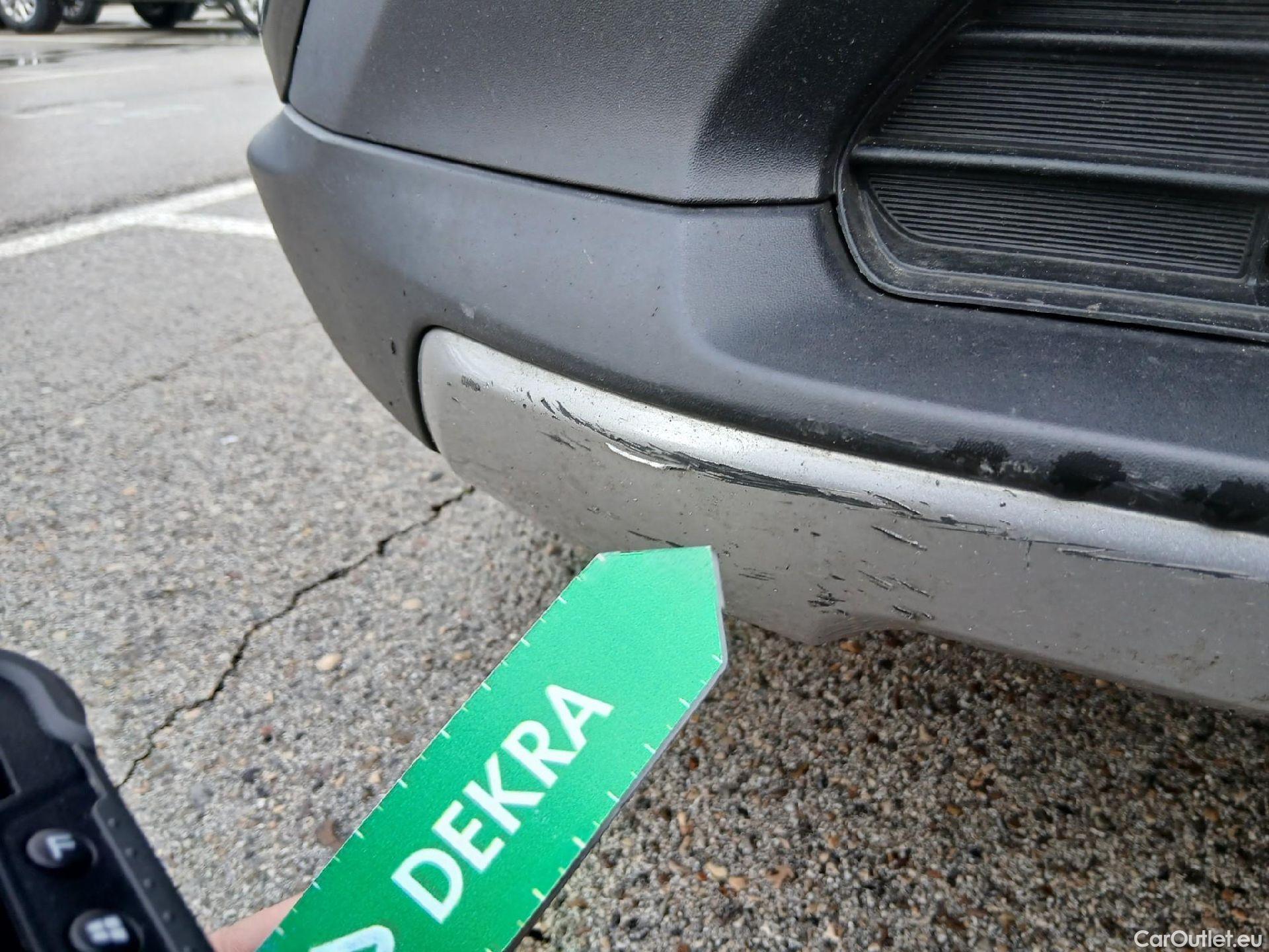  Toyota  RAV4 TOYOTA  / 2018 / 5P / todoterreno 2.5l 220H Advance #6