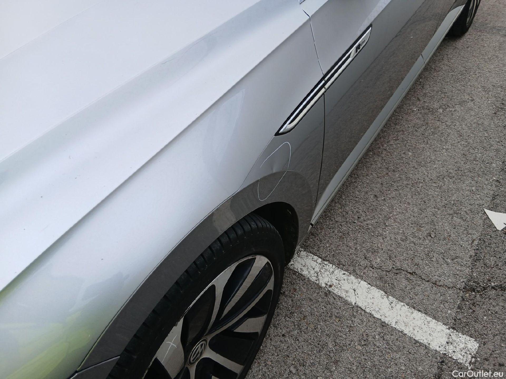  Volkswagen  Arteon VOLKSWAGEN  / 2017 / 5P / berlina con portón R-Line 2.0 TDI 110kW (150CV) DSG #8