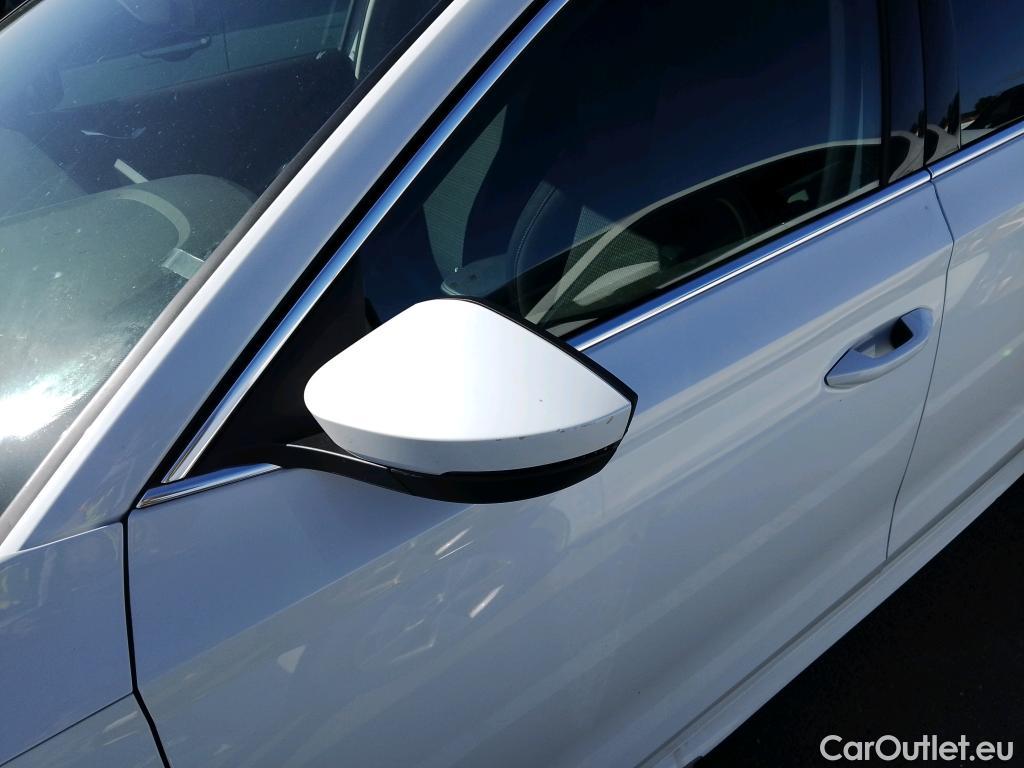  Skoda  Octavia SKODA  / 2020 / 5P / berlina con portón 2.0 TDI 85kW (115 CV) Manual Ambition #27