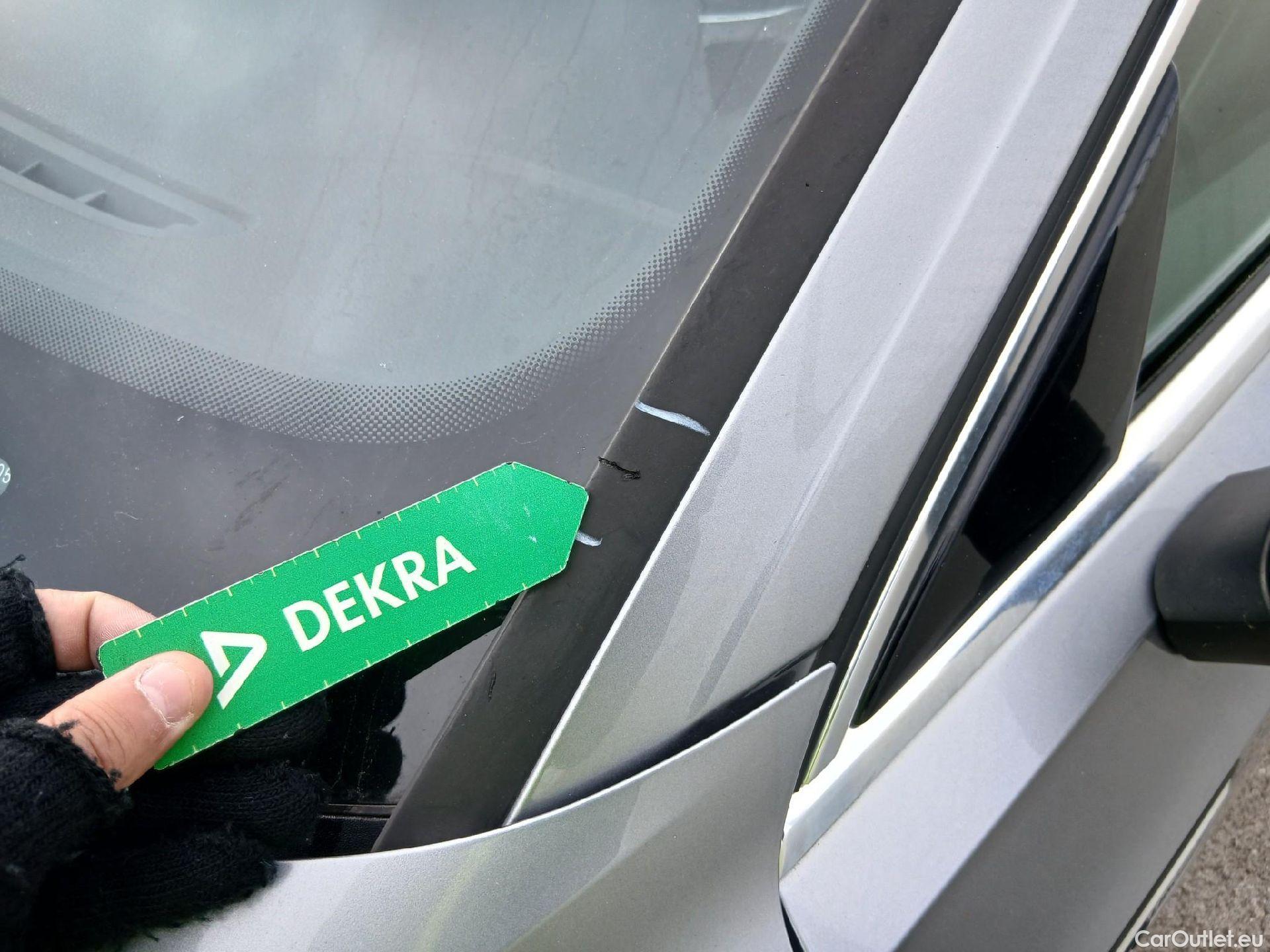  Volkswagen  Arteon VOLKSWAGEN  / 2017 / 5P / berlina con portón R-Line 2.0 TDI 110kW (150CV) DSG #13