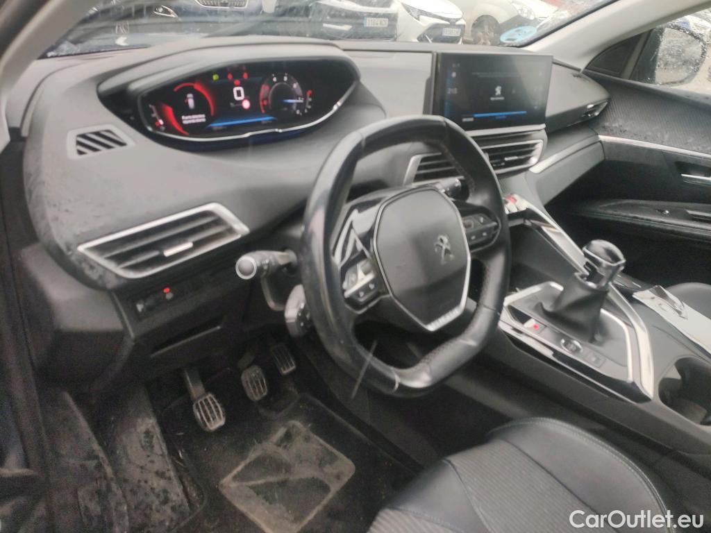  Peugeot  3008 PEUGEOT  / 2020 / 5P / todoterreno 1.5 BlueHDi 96kW (130CV) S&S Allure #17