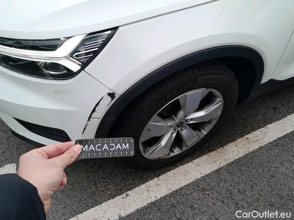  Volvo  XC 40 VOLVO XC40 / 2017 / 5P / todoterreno 2.0 D4 AWD Momentum Auto #22