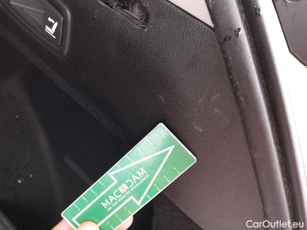  Renault  Megane RENAULT Mégane / 2015 / 5P / familiar Sp. Tourer Zen En. dCi 81kW (110CV) #21