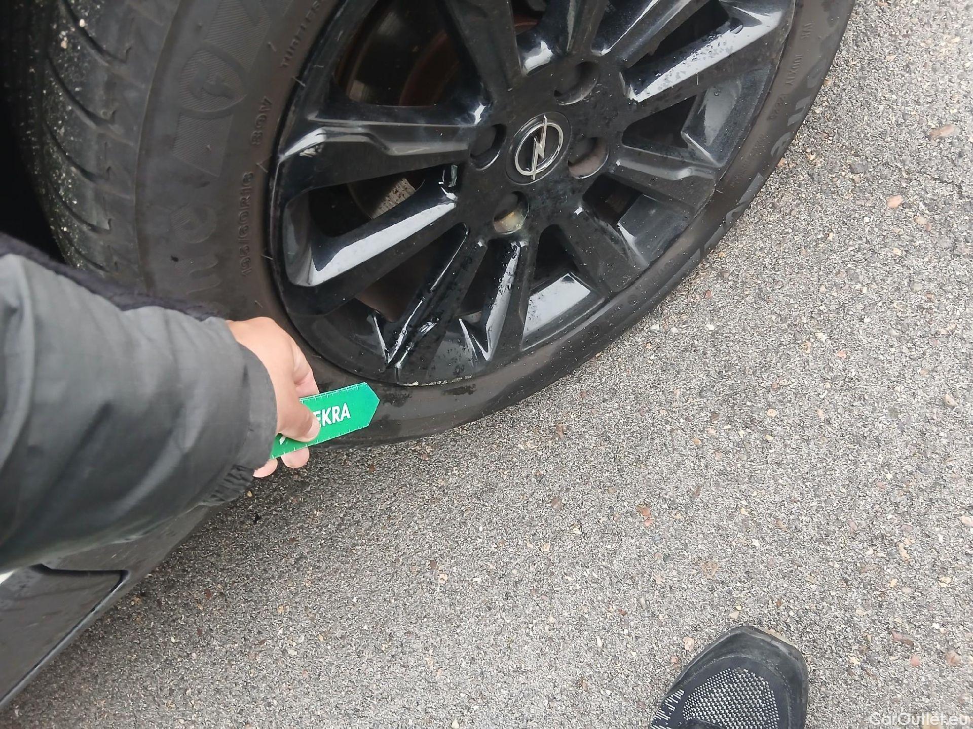  Opel  Crossland OPEL  / 2020 / 5P / crossover 1.5D 81kW (110CV) GS Line #50