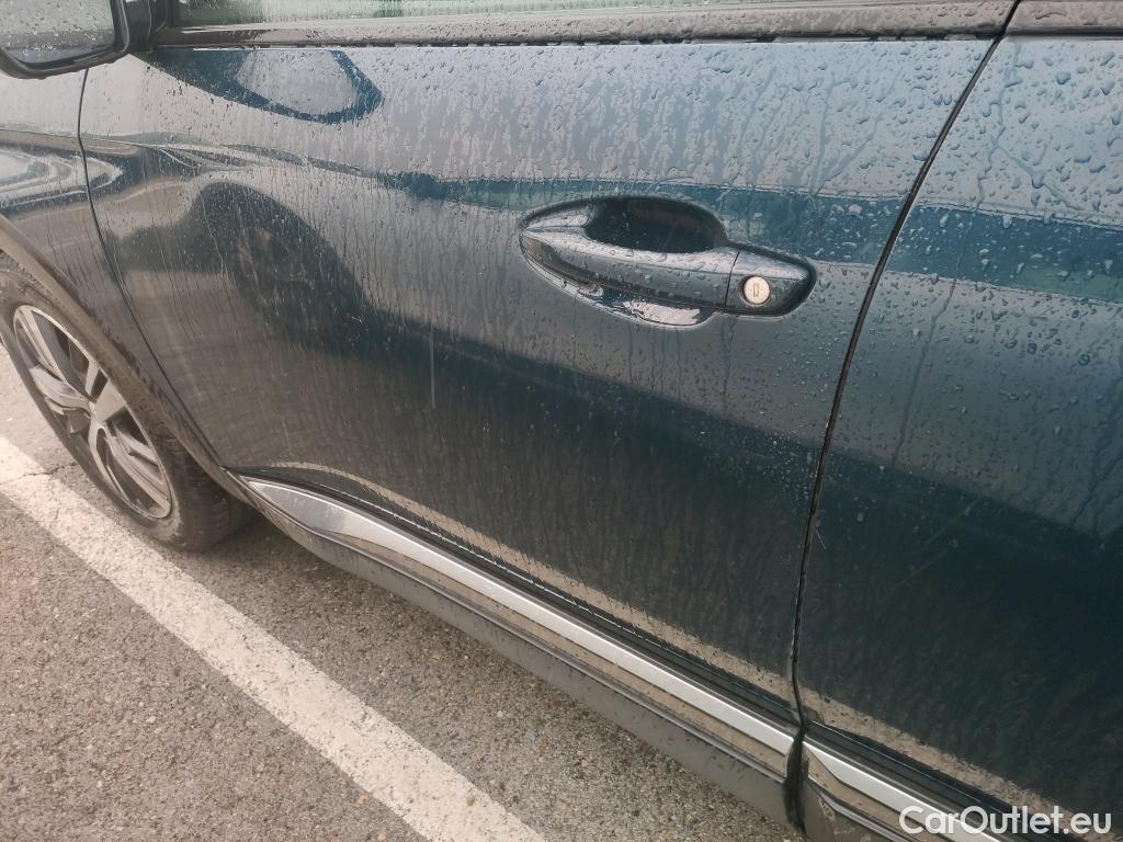  Peugeot  3008 PEUGEOT  / 2020 / 5P / todoterreno 1.5 BlueHDi 96kW (130CV) S&S Allure #7