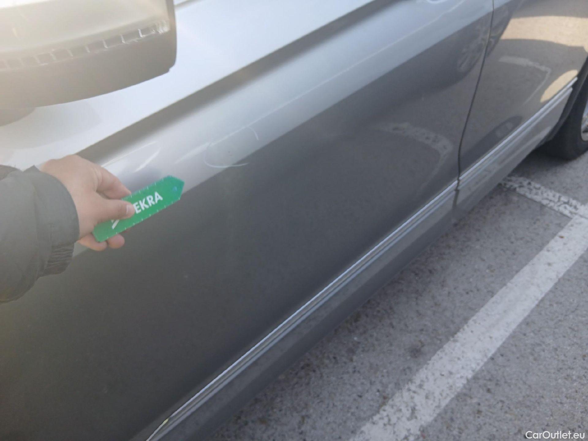  Volkswagen  Tiguan VOLKSWAGEN  / 2016 / 5P / todoterreno Advance 2.0 TDI 110kW (150CV) DSG #12