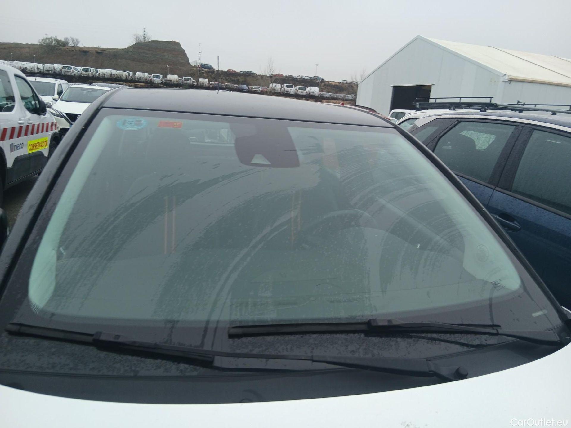  Opel  Crossland OPEL  / 2020 / 5P / crossover 1.5D 81kW (110CV) GS Line #18