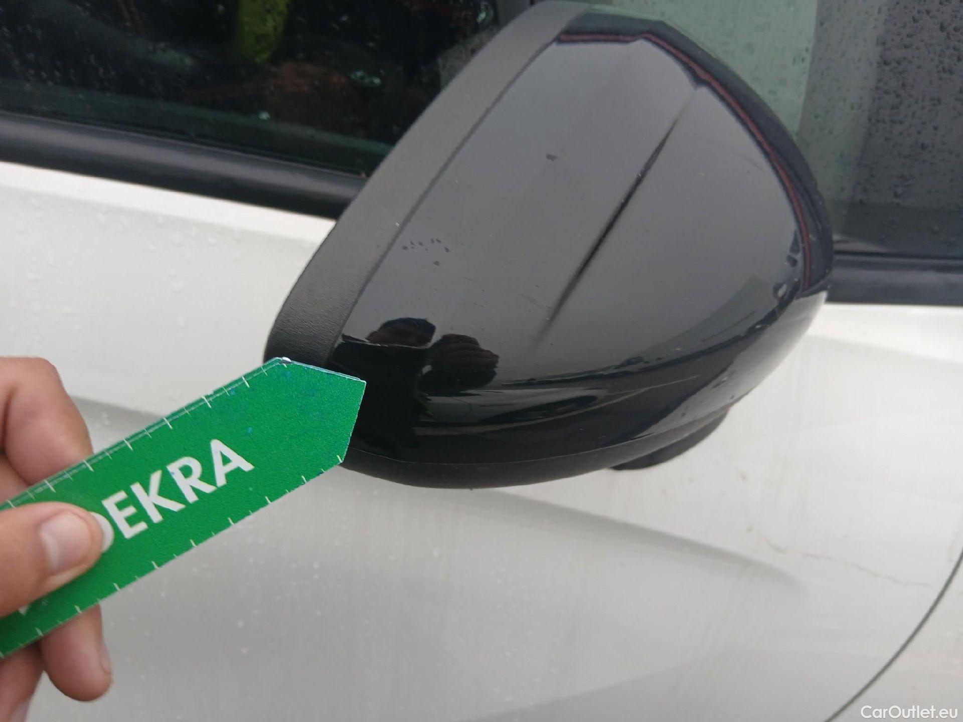  Opel  Crossland OPEL  / 2020 / 5P / crossover 1.5D 81kW (110CV) GS Line #49