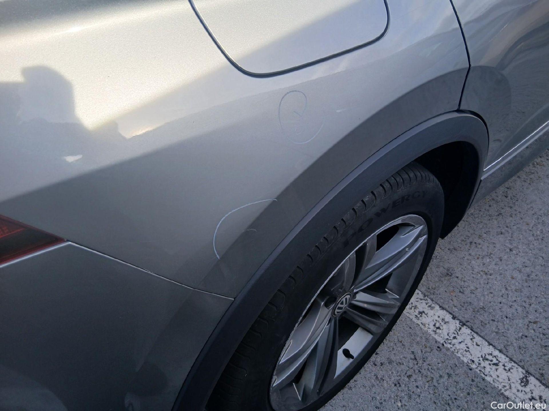  Volkswagen  Tiguan VOLKSWAGEN  / 2016 / 5P / todoterreno Advance 2.0 TDI 110kW (150CV) DSG #22