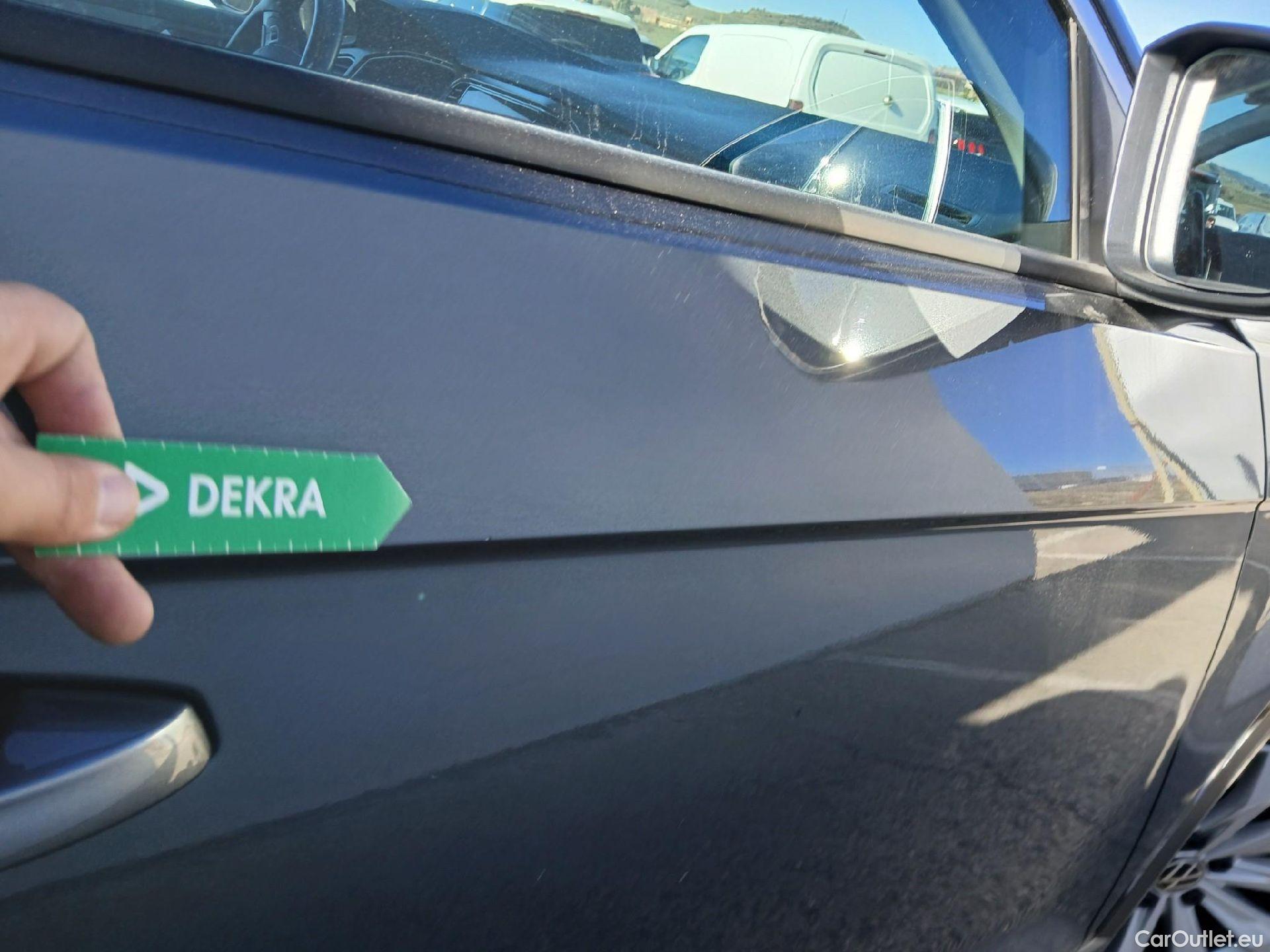  Volkswagen  T-ROC VOLKSWAGEN  / 2017 / 5P / todoterreno Advance 2.0 TDI 110kW (150CV) DSG (AC2) #25