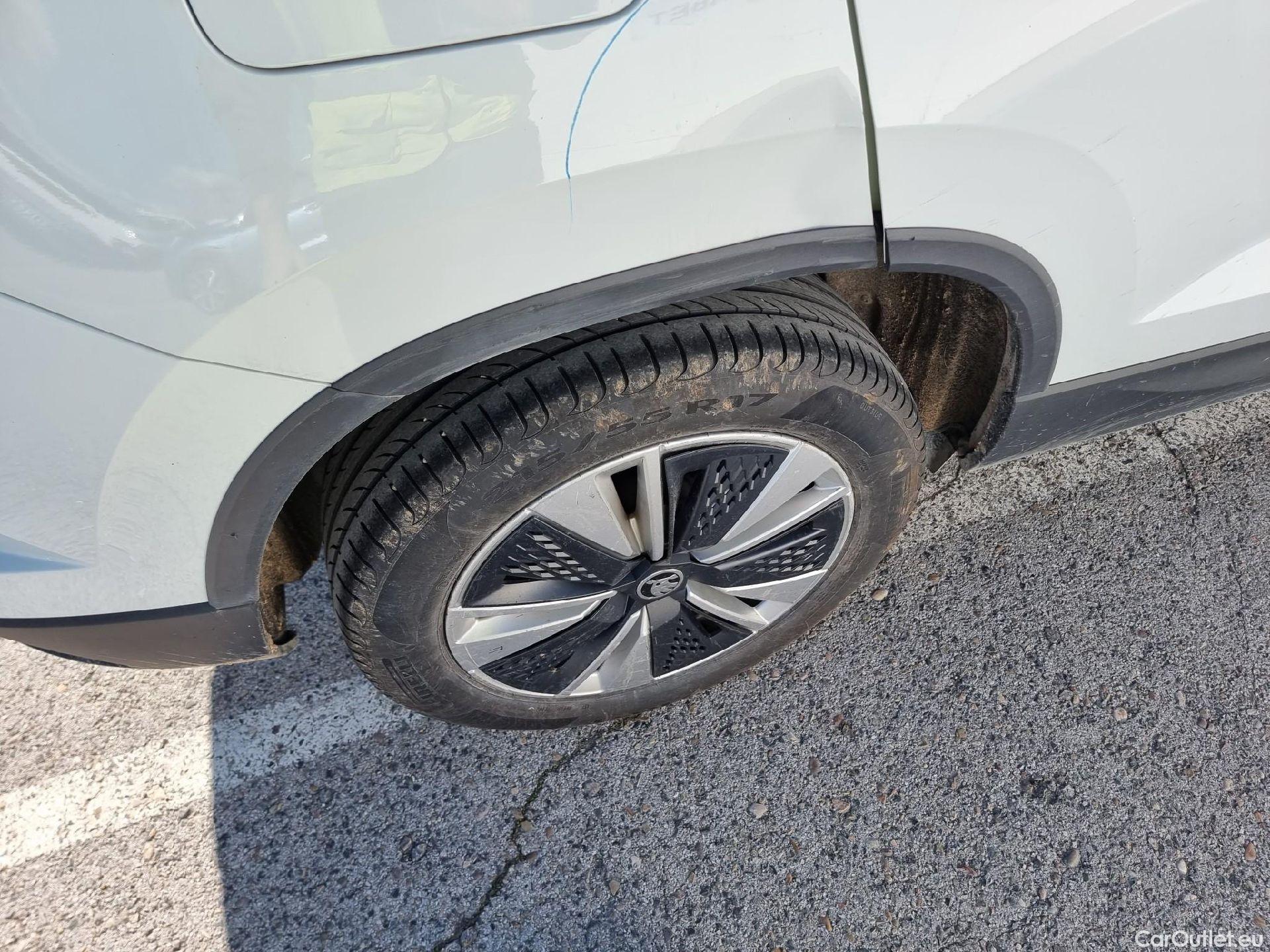  Skoda  Karoq SKODA  / 2017 / 5P / todoterreno 2.0 TDI 85kW (115CV) Ambition #24