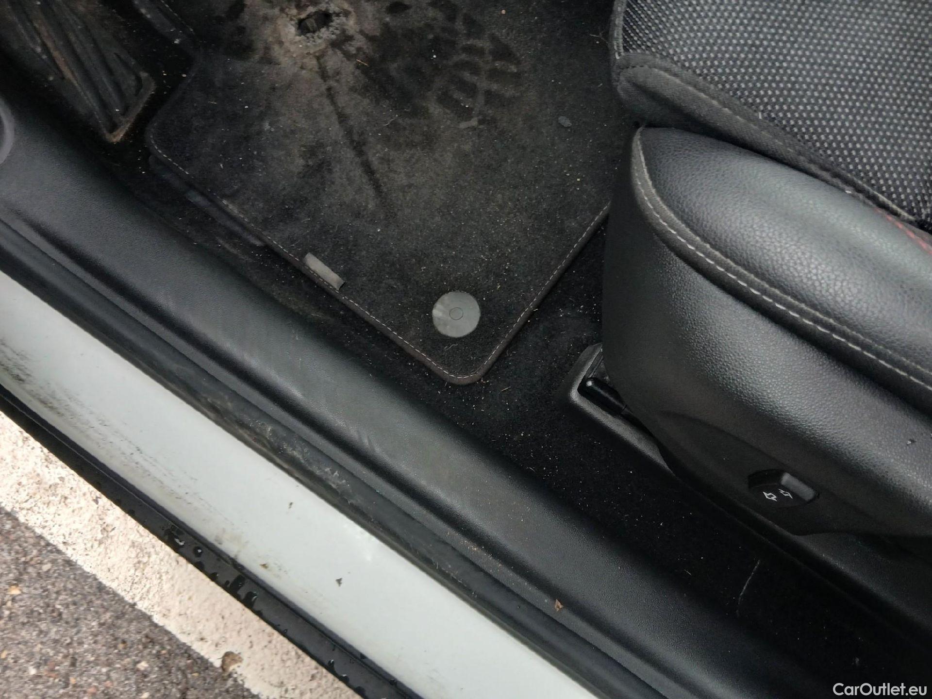  Opel  Crossland OPEL  / 2020 / 5P / crossover 1.5D 81kW (110CV) GS Line #1