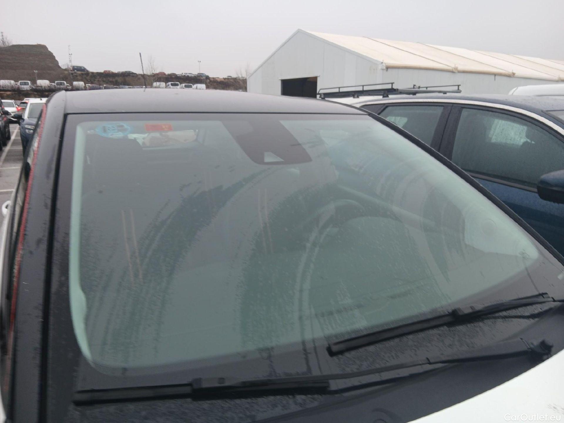  Opel  Crossland OPEL  / 2020 / 5P / crossover 1.5D 81kW (110CV) GS Line #19