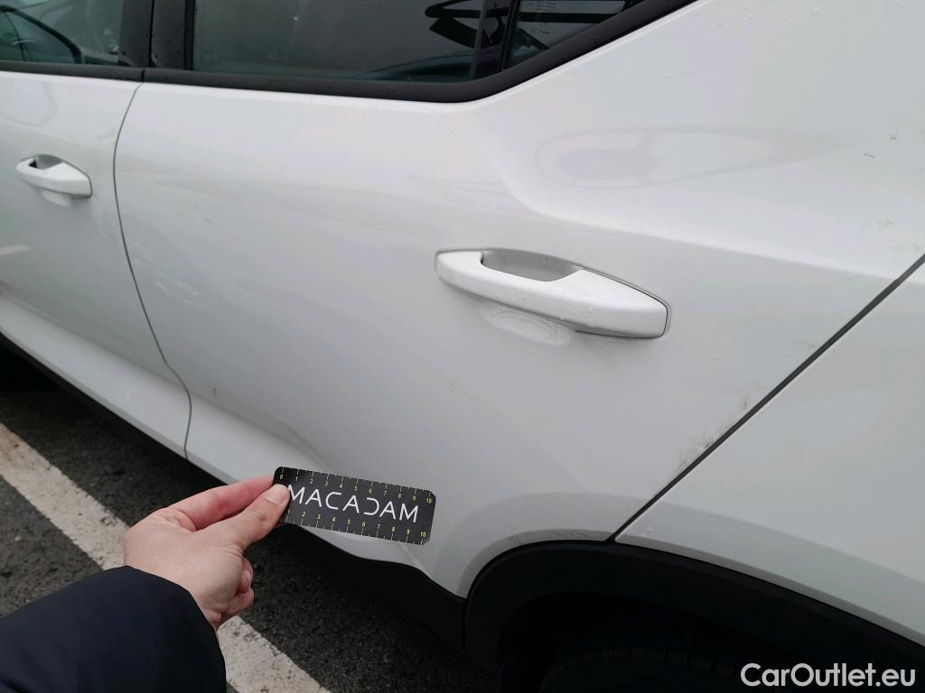  Volvo  XC 40 VOLVO XC40 / 2017 / 5P / todoterreno 2.0 D4 AWD Momentum Auto #7