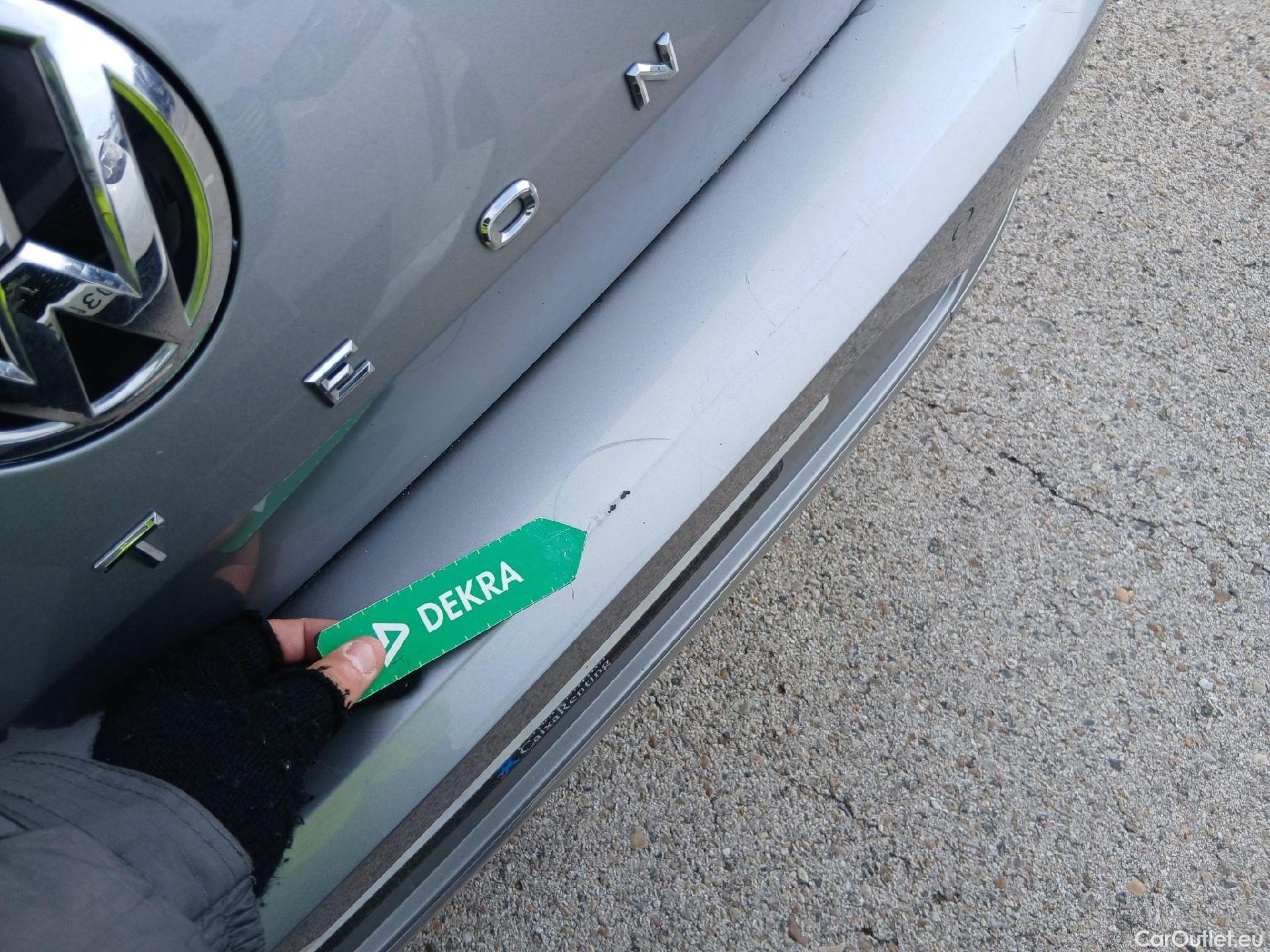  Volkswagen  Arteon VOLKSWAGEN  / 2017 / 5P / berlina con portón R-Line 2.0 TDI 110kW (150CV) DSG #17