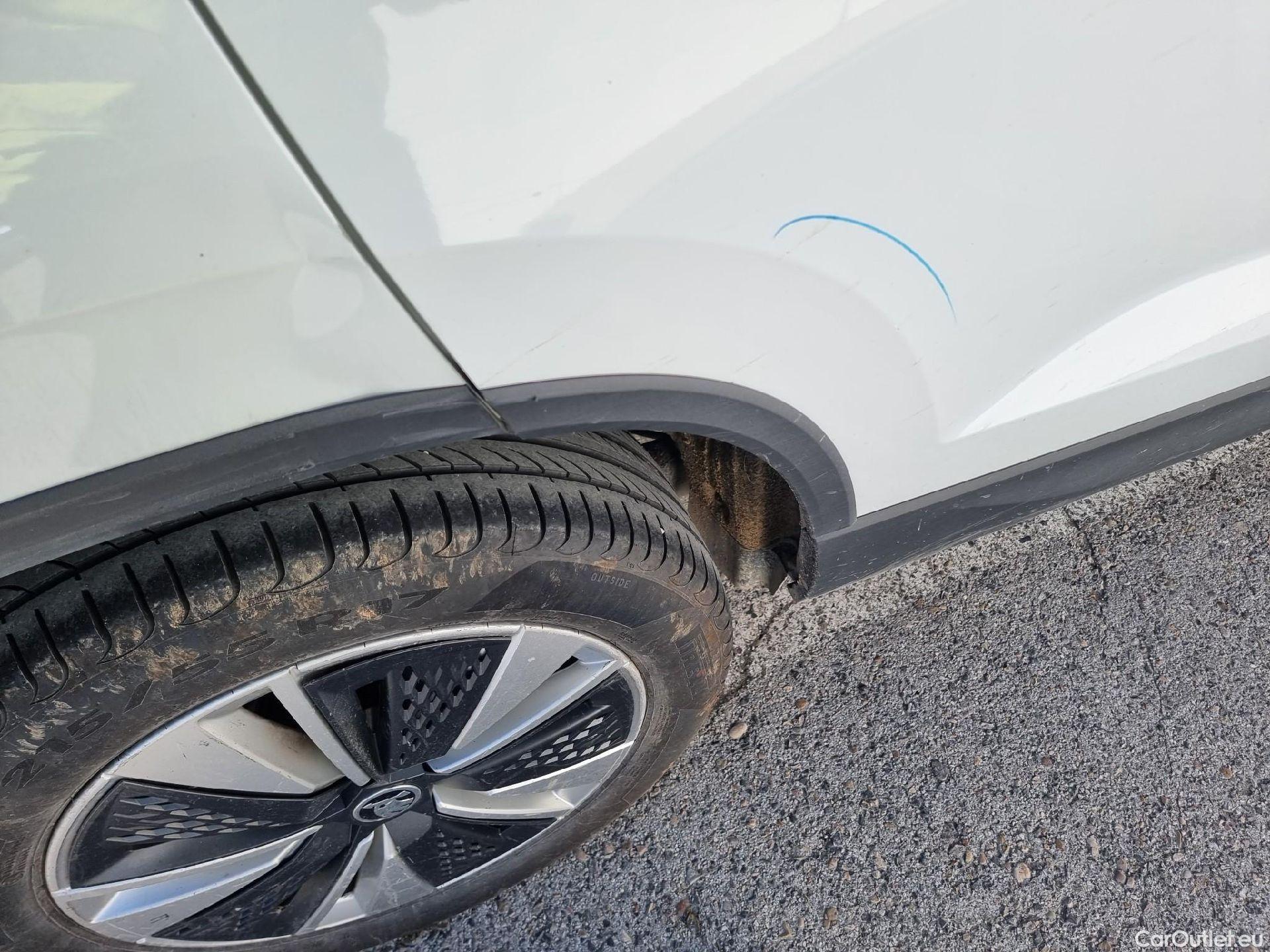  Skoda  Karoq SKODA  / 2017 / 5P / todoterreno 2.0 TDI 85kW (115CV) Ambition #27