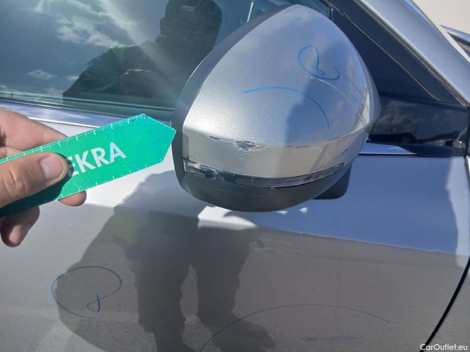  Nissan  Qashqai NISSAN  / 2021 / 5P / todoterreno DIG-T 116kW (158CV) mHEV Xtronic Acenta (AC8) #18