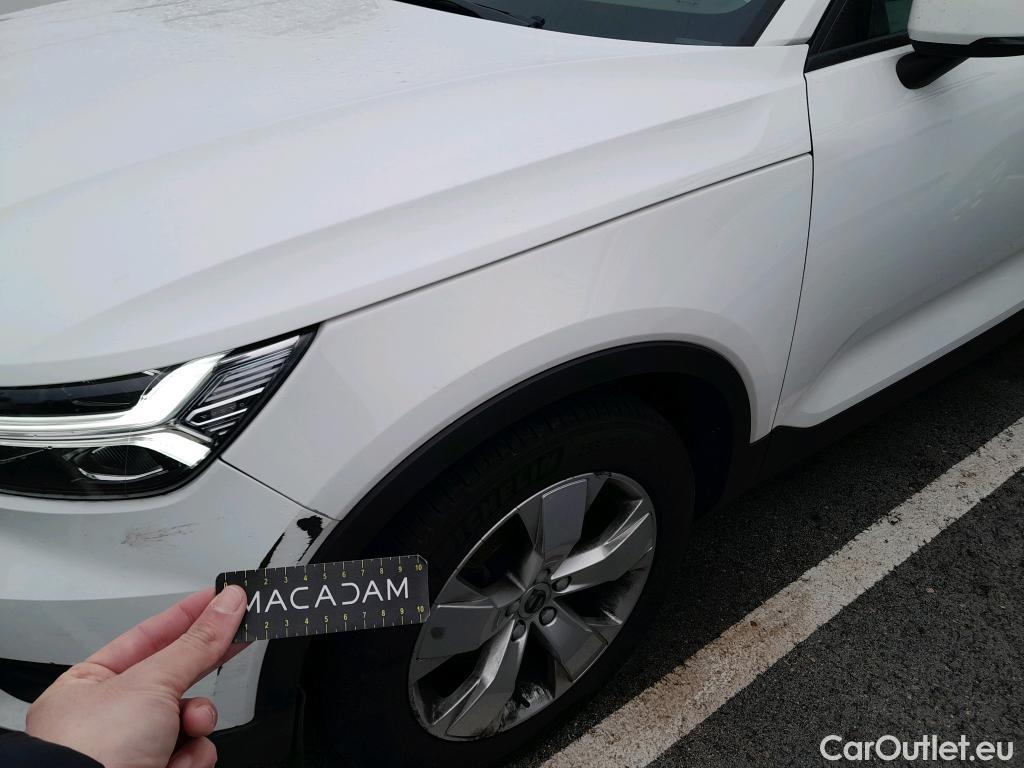  Volvo  XC 40 VOLVO XC40 / 2017 / 5P / todoterreno 2.0 D4 AWD Momentum Auto #14