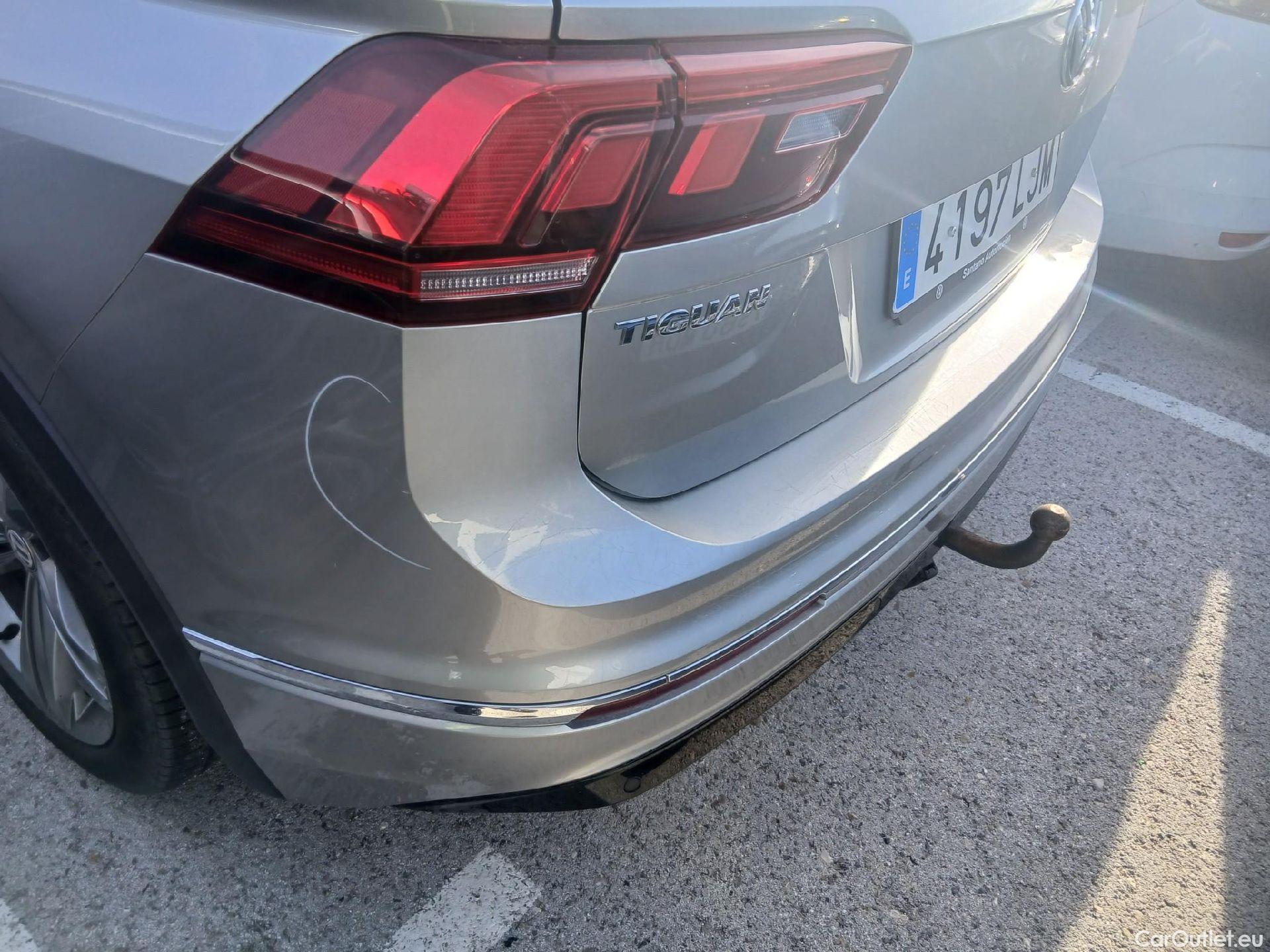  Volkswagen  Tiguan VOLKSWAGEN  / 2016 / 5P / todoterreno Advance 2.0 TDI 110kW (150CV) DSG #17