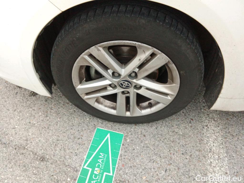  Toyota  Corolla TOYOTA  1.8 125H ACTIVE TECH E-CVT #8