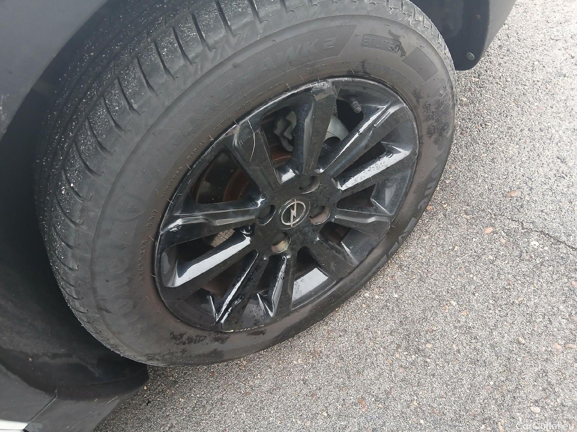  Opel  Crossland OPEL  / 2020 / 5P / crossover 1.5D 81kW (110CV) GS Line #51