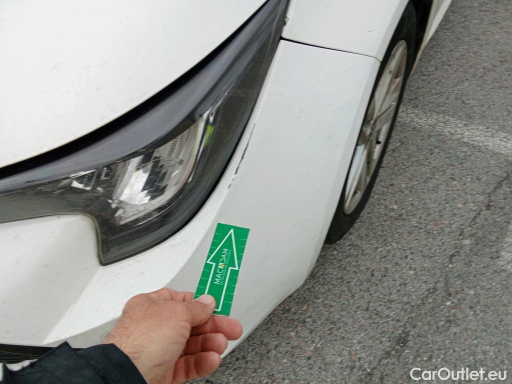  Toyota  Corolla TOYOTA  1.8 125H ACTIVE TECH E-CVT #14