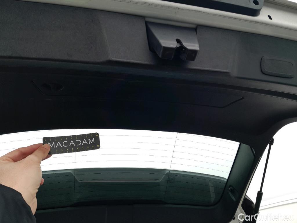  Volvo  XC 40 VOLVO XC40 / 2017 / 5P / todoterreno 2.0 D4 AWD Momentum Auto #16