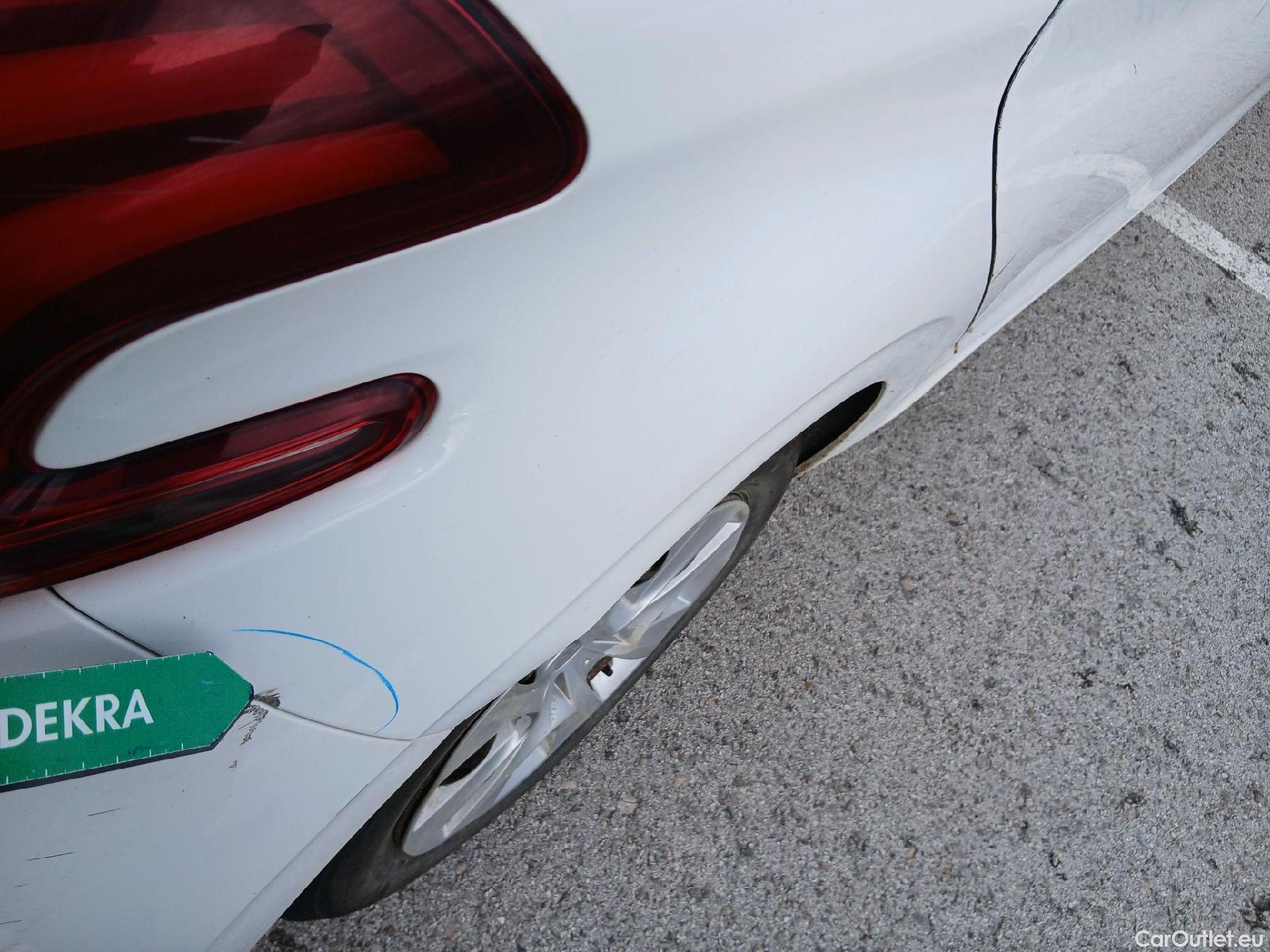  Peugeot  208 PEUGEOT  5p 1G berlina con portón 5P ACCESS 1.6 BlueHDi 55KW (75CV) #41