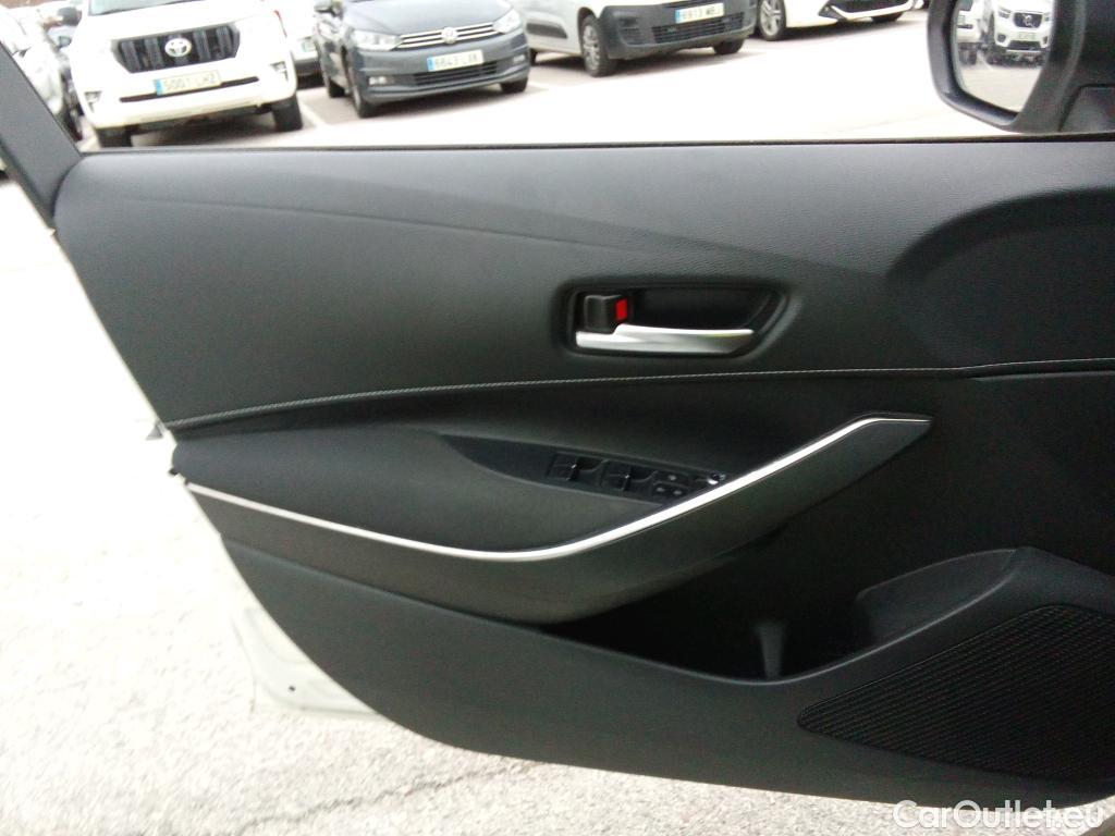  Toyota  Corolla TOYOTA  1.8 125H ACTIVE TECH E-CVT #11