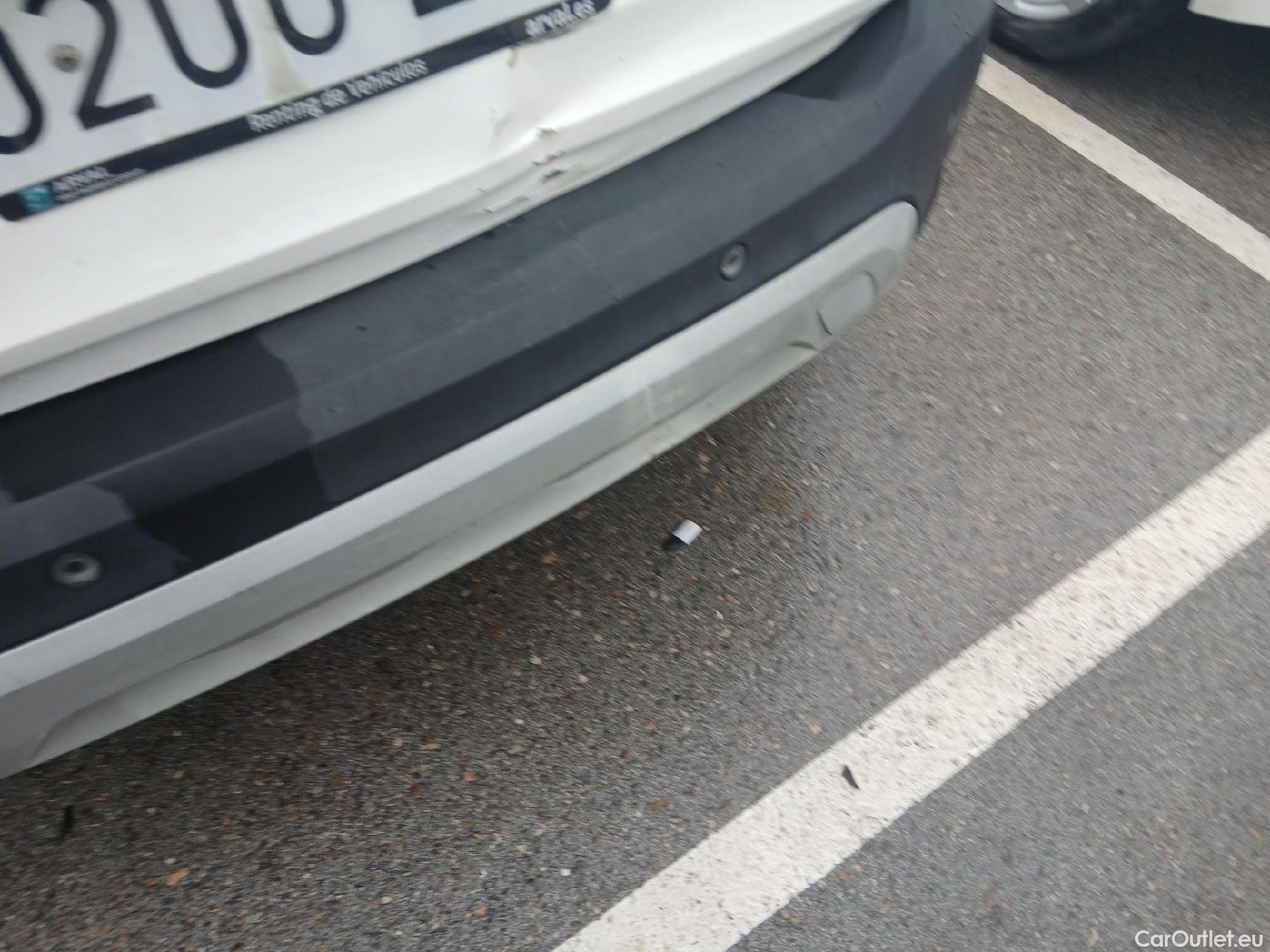  Opel  Crossland OPEL  / 2020 / 5P / crossover 1.5D 81kW (110CV) GS Line #32