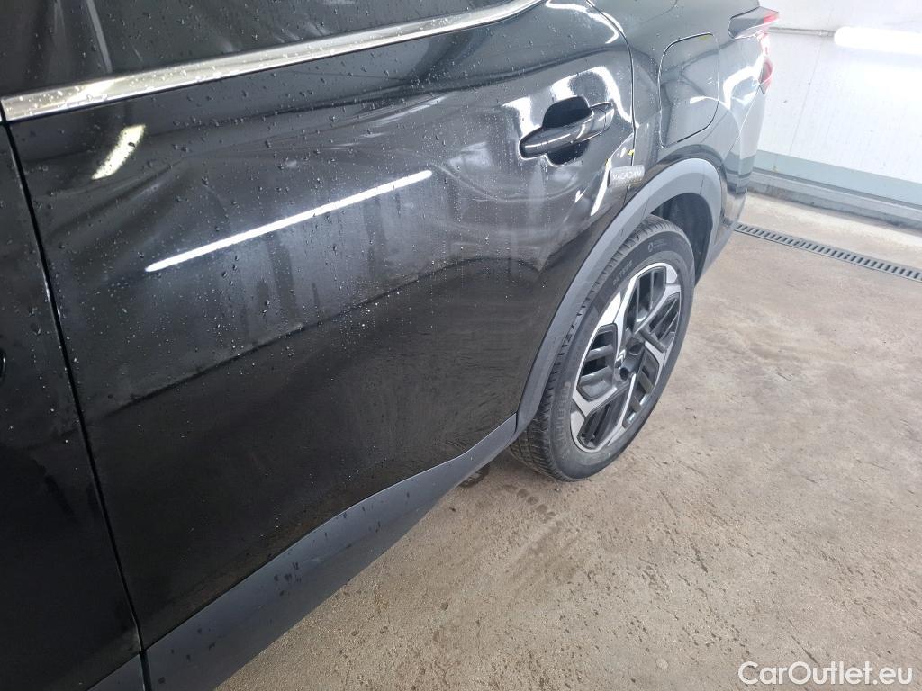  Citroen  C4 CITROEN  X / 2022 / 4P / Berline PureTech 130 S&S EAT8 Shine #16