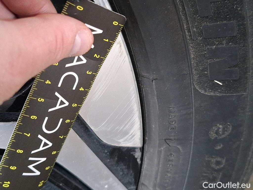  Citroen  C4 CITROEN  X / 2022 / 4P / Berline PureTech 130 S&S EAT8 Shine #34