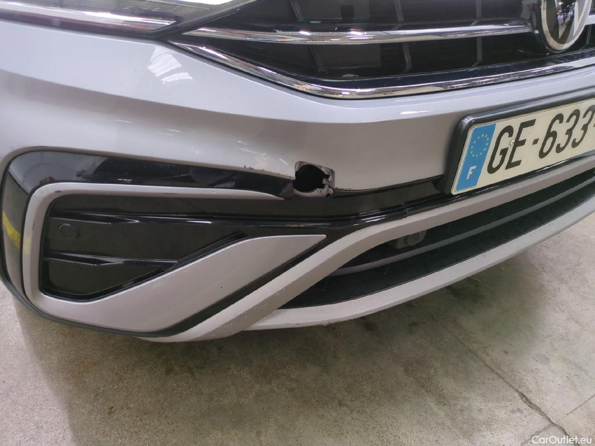  Volkswagen  Tiguan VOLKSWAGEN  Allspace / 2021 / 5P / SUV 2.0 TDI 150 DSG7 Elegance Exclusive #4